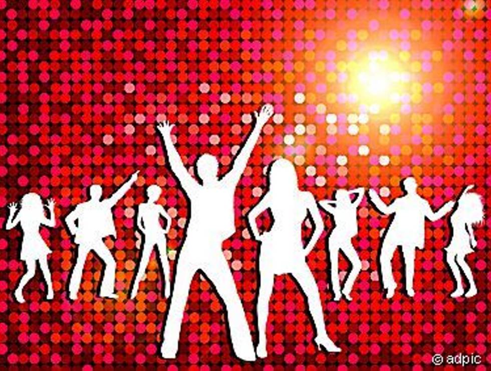 Disco___tanzende_Gruppe_289515